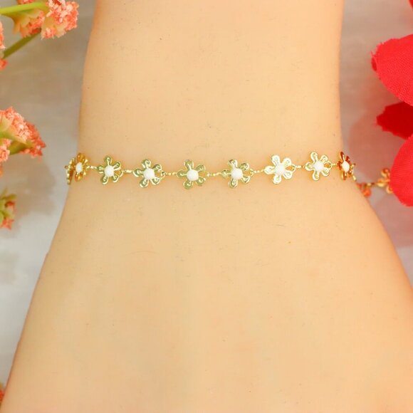 "New Beautiful Design Bracelet for Women/Girls, Gift, B704 - Picture 6 of 10